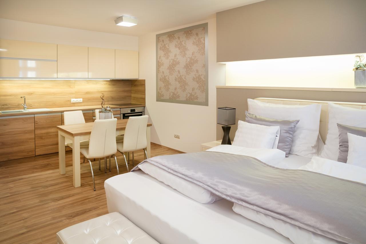 Ferienwohnung Foter Rezidencia Győr Exterior foto