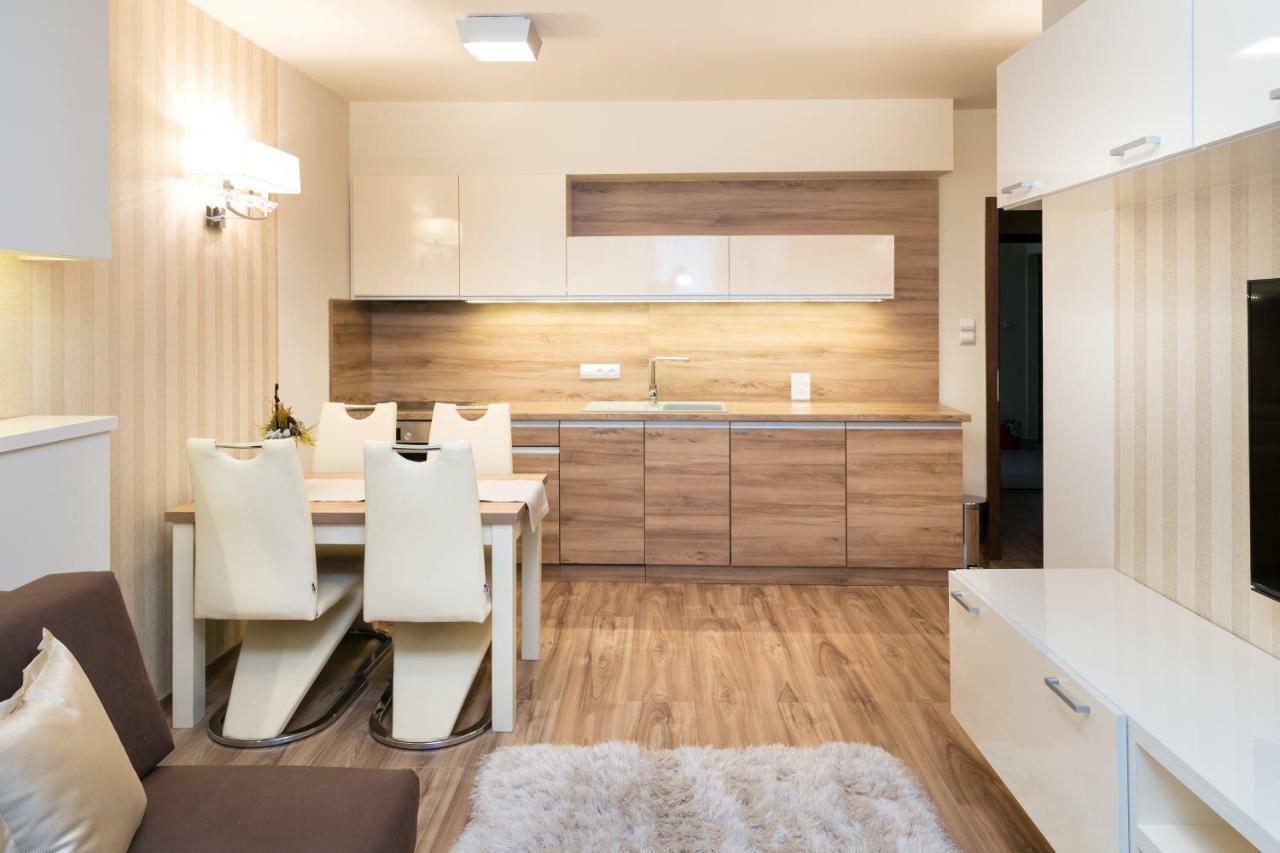 Ferienwohnung Foter Rezidencia Győr Exterior foto